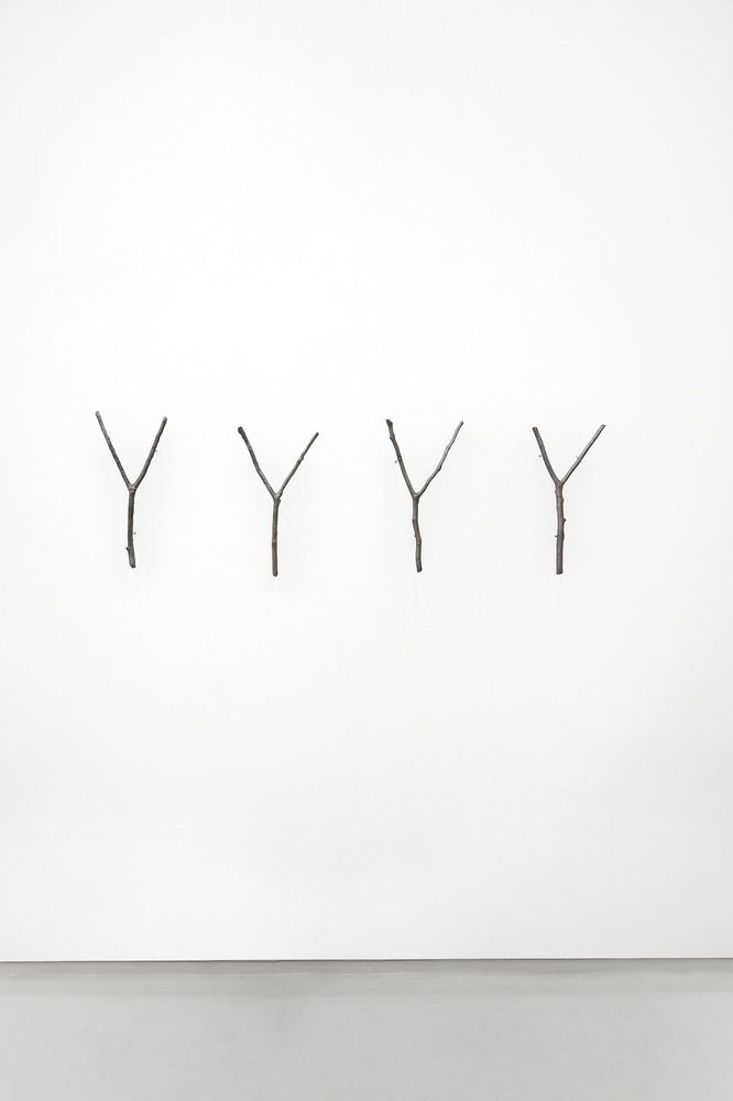 YYYY by Theo Viardin